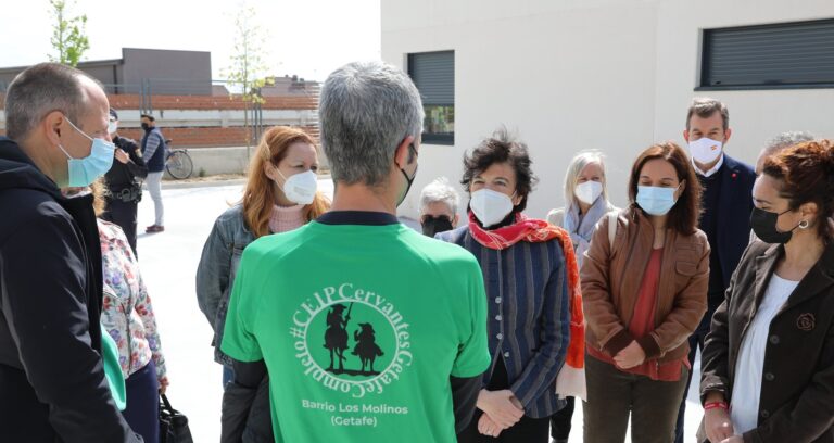 La ministra espanyola d'Educació i FP, Isabel Celaá, impulsora de la nova LOMLOE, en un míting electoral a Getafe.