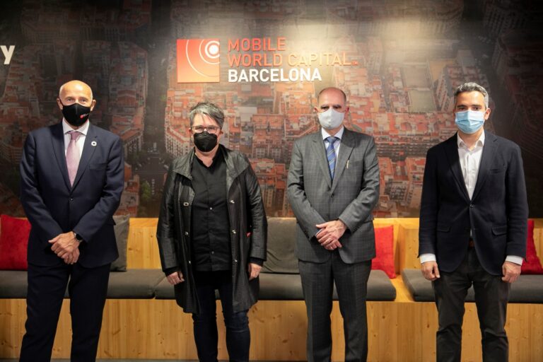 D'esquerra a dreta: el CEO de MWCBarcelona, Carlos Grau; la directora general del Servei Públic d'Ocupació de Catalunya, Ariadna Rectoret; el Secretari d'Universitats i Recerca del Departament d'Empresa i Coneixement, Francesc Xavier Grau; i el director de Talent Digital de MWCBarcelona, Jordi Arrufí.