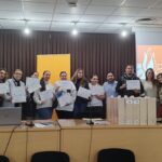 Foto de família dels participants al programa 'Acceder a un futuro'. | Foto: FSG.